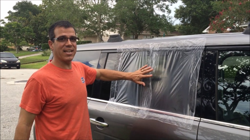 Picture of: How to Cover a Broken Car Window With Plastic Wrap? – Tahiti