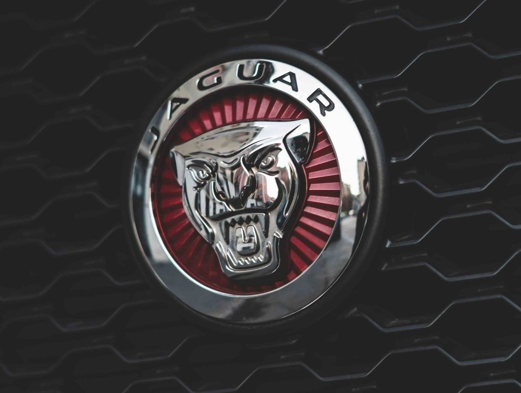 Picture of: Jaguar extended warranty  WarrantyDirect used car warranties