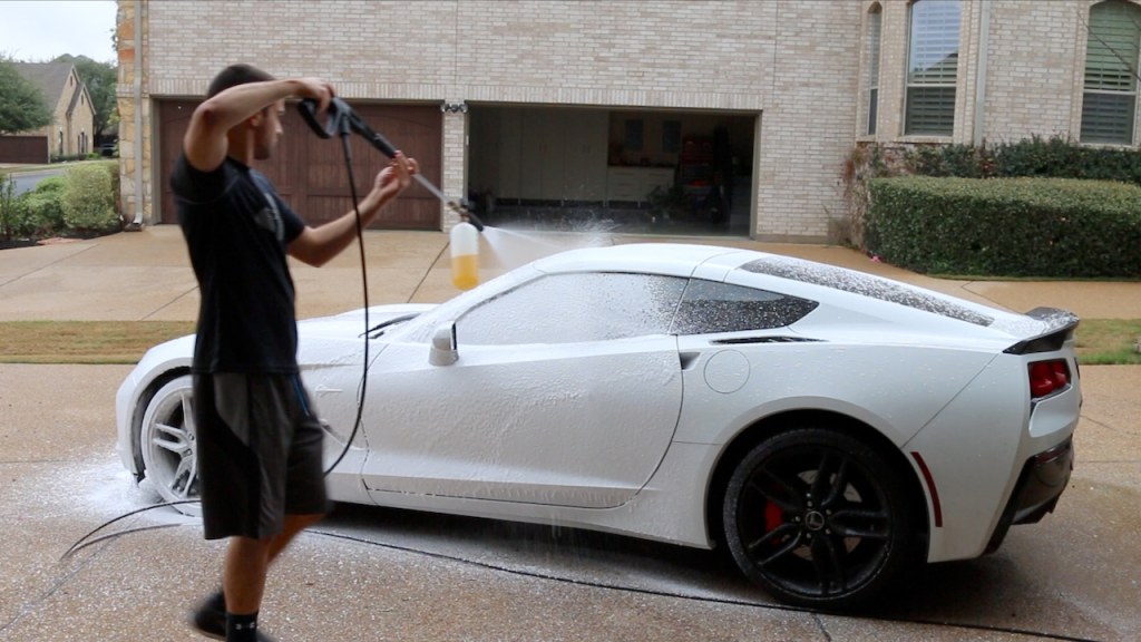 Picture of: Touchless Car Wash With Foam Cannon, Power Washer & Leaf Blower
