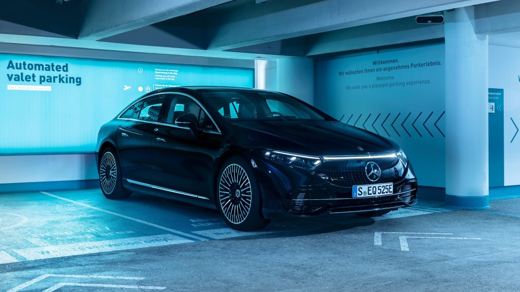 Picture of: World first: Bosch and Mercedes-Benz’s driverless parking system
